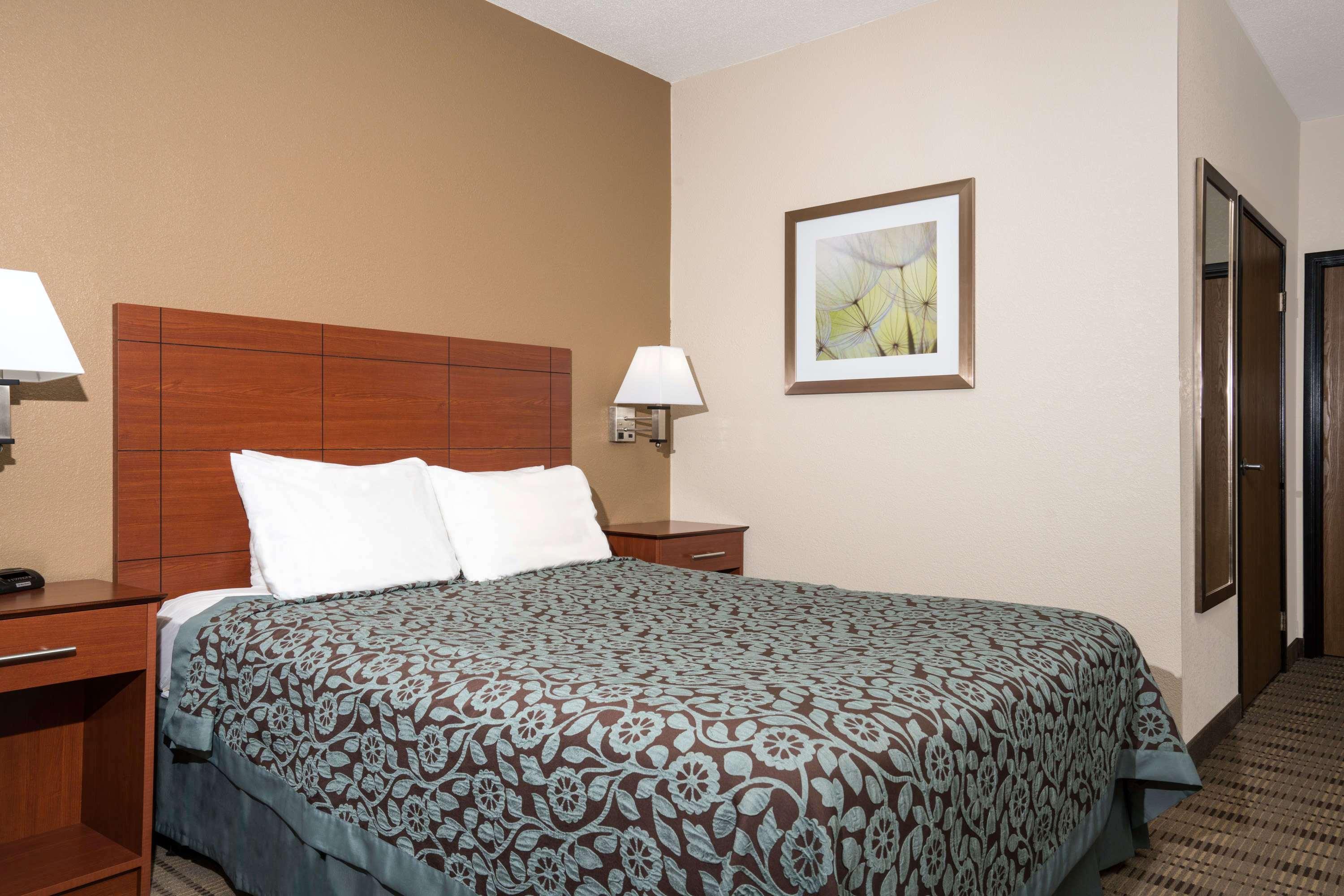 Days Inn By Wyndham Mankato Zewnętrze zdjęcie