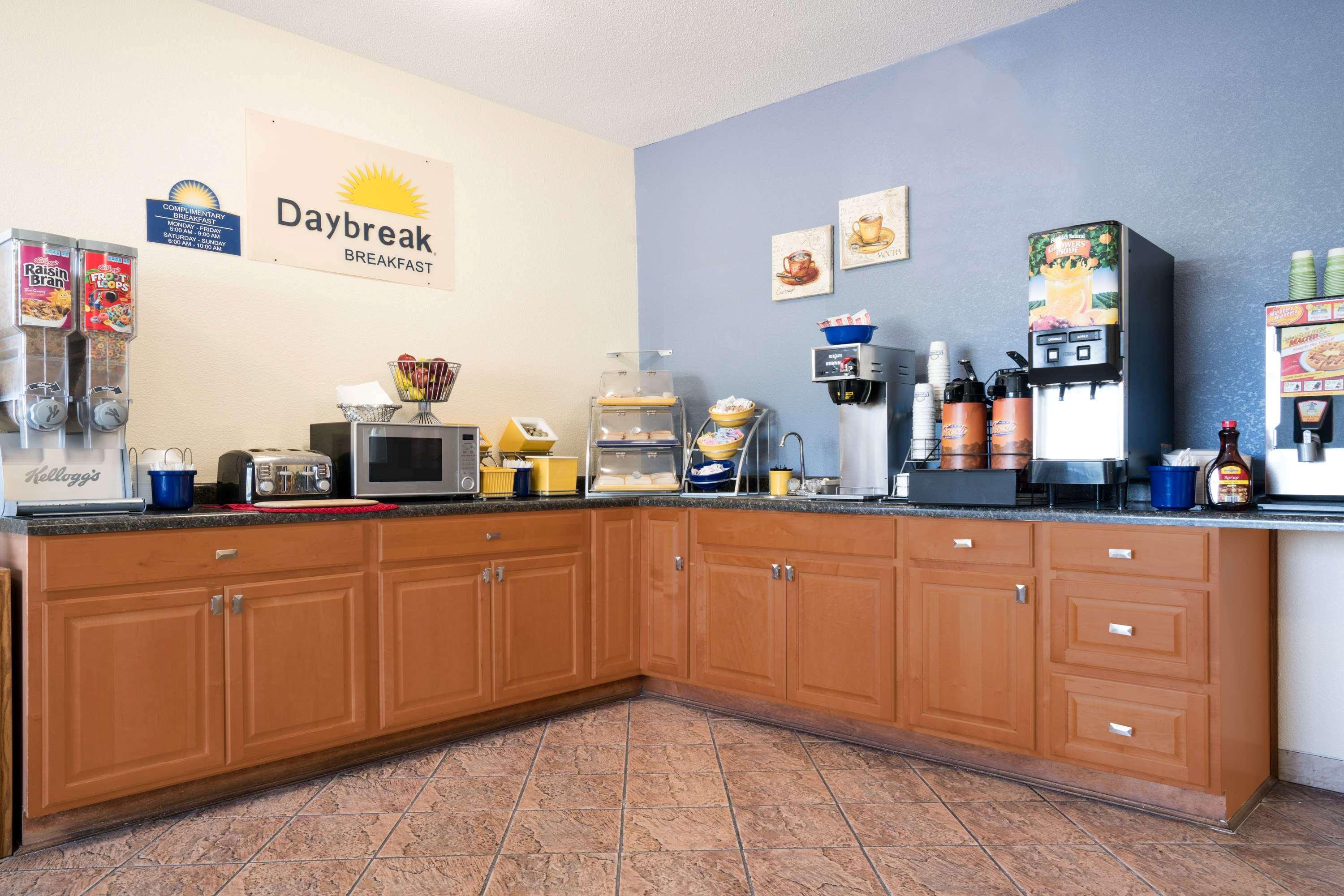 Days Inn By Wyndham Mankato Zewnętrze zdjęcie