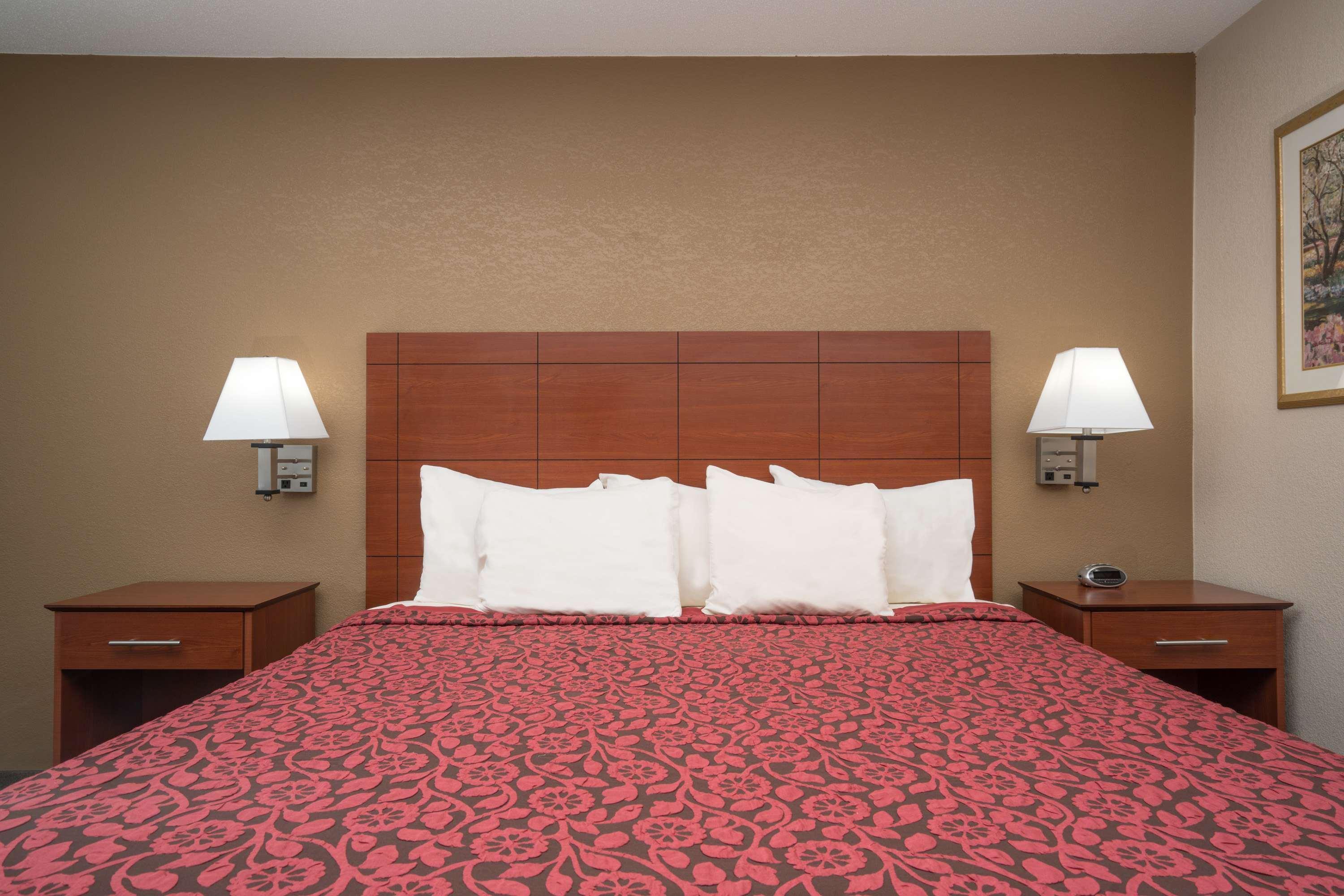 Days Inn By Wyndham Mankato Zewnętrze zdjęcie