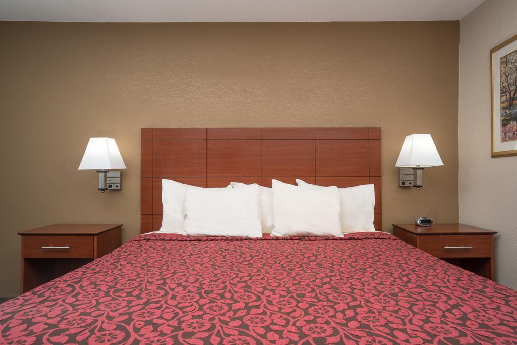 Days Inn By Wyndham Mankato Zewnętrze zdjęcie